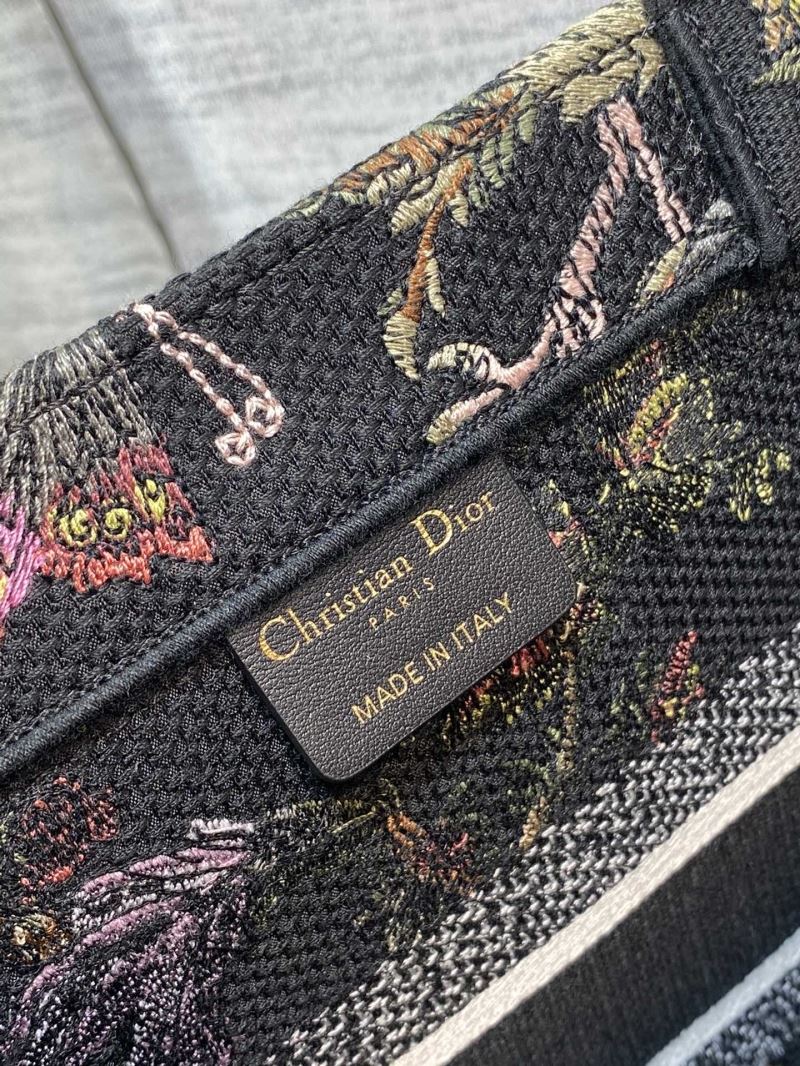 Christian Dior Shopping Bags